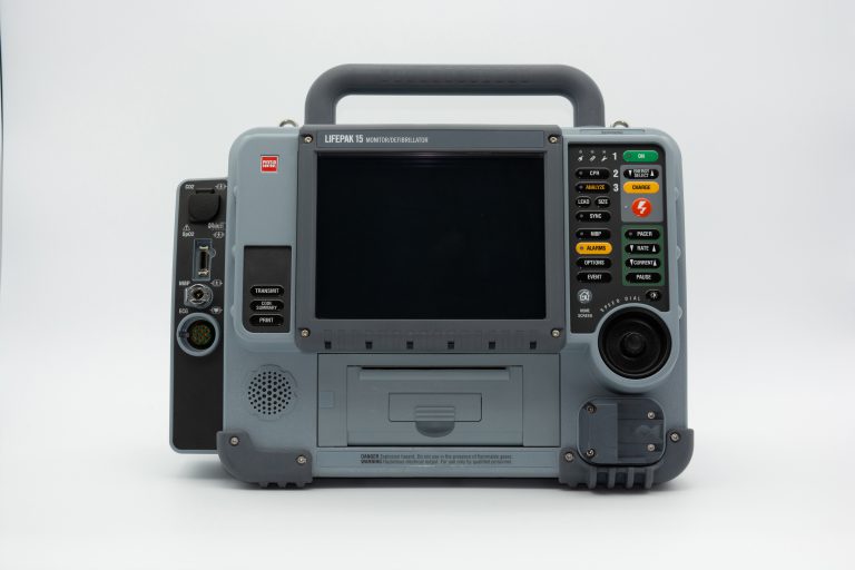 Defibrillator Comparison: Lifepak 15 VS Zoll X Series